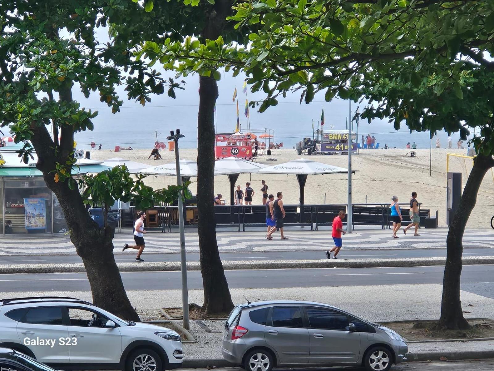 Leme De Frente Para O Mar Na Quadra Gourmet Da Atlantica 里约热内卢 外观 照片